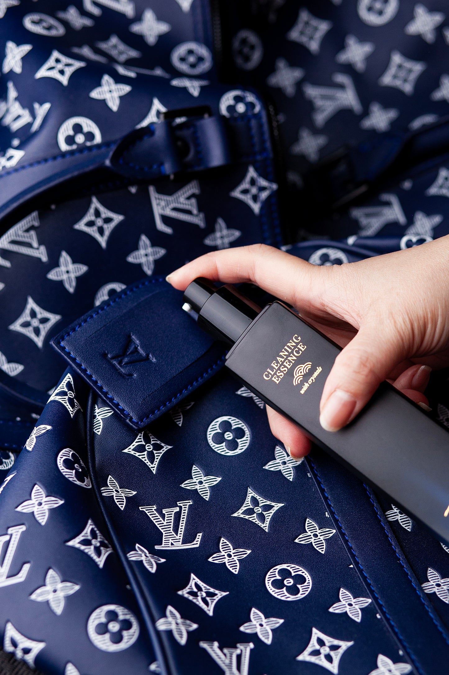 JEWELLERY AND LEATHER CARE SET